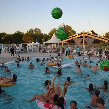 Camping Lou Broustaricq - Maeva Parque de Campismo 4*